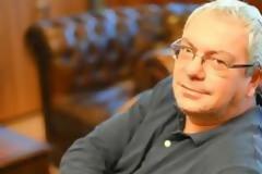 Η πρώτη δημόσια εμφάνιση του Σταμάτη Μαλέλη μετά την περιπέτεια υγείας του