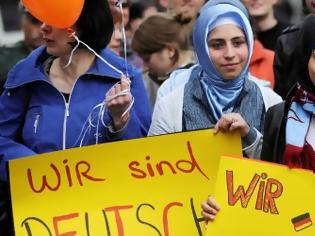 Φωτογραφία για Έρευνα: Κακοπληρωμένοι συγκριτικά οι μετανάστες στη Γερμανία