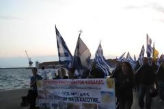 Καβάλα: Άγριο γιουχάισμα στον τούρκο πρόξενο Κομοτηνής Ιλχάν Σενέρ