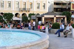 Πάτρα: Τι βρίσκεται κάτω από τα συντριβάνια της Πλατείας Γεωργίου;
