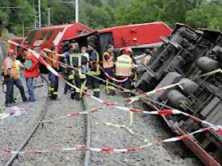 Φωτογραφία για Συγκρουση τρένων στην Ελβετία (Nεότερα στοιχεία)