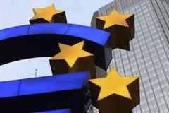 Μείωση επιτοκίων στους επόμενους μήνες αναμένουν από ΕΚΤ οι αγορές