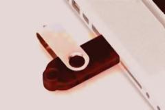 HOT DOC: 4 και 5 Αυγούστου 2010 αντιγράφτηκε το USB. Ποιος πείραξε τη λίστα Λαγκάρντ;