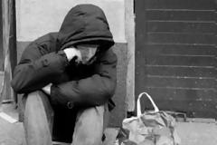 Πωλούν τους οικογενειακούς τάφους για λίγο φαγητό!