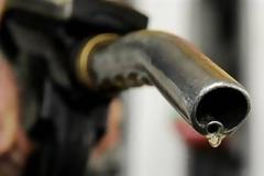Απορία αναγνώστη για την τιμή του πετρελαίου