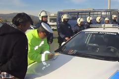 Επιδρομές της ΕΛ.ΑΣ σε καταυλισμούς Ρομά σε όλη τη Στερεά Ελλάδα [βίντεο]