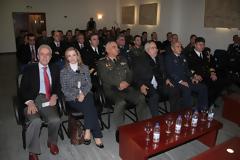 ΠΡΟΓΡΑΜΜΑ ΕΠΙΜΟΡΦΩΣΗΣ ΣΤΕΛΕΧΩΝ ΕΝΟΠΛΩΝ ΔΥΝΑΜΕΩΝ