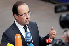 Ολάντ: «Φρικτή» η δολοφονία των τριών γυναικών