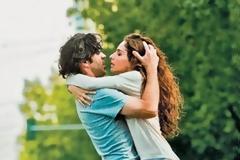 Ο Παπακαλιάτης θεωρείται ύποπτος για φθορές σε πεζόδρομο της Πλάκας