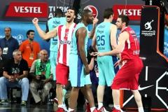 ΓΙΑ ΤΗ ΝΙΚΗ - ΕΚΤΟΞΕΥΣΗ ΑΠΟΨΕ ΣΤΗ ΒΑΡΚΕΛΩΝΗ ΟΙ ΠΡΩΤΑΘΛΗΤΕΣ