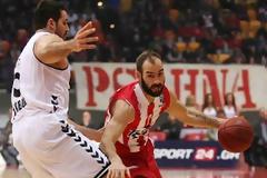 ΞΕΠΕΡΝΑ ΤΟΝ ΜΠΑΖΙΛΕ Ο ΑΡΧΗΓΟΣ ΚΑΙ... ΣΠΑΕΙ ΟΛΑ ΤΑ ΡΕΚΟΡ ΤΗΣ ΕΥΡΩΛΙΓΚΑΣ!