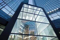 Φόβοι της Deutsche Bank για την ασταθή ανάπτυξη το 2013