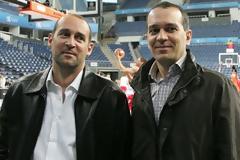 Κοστίζει ακριβά στους Αγγελόπουλους η ενασχόληση τους με τον Ολυμπιακό