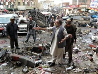Φωτογραφία για Εκατόμβη νεκρών από τις βομβιστικές επιθέσεις στο Πακιστάν