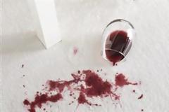 Μυστικά καθαριότητας για να εξαφανίσετε τους λεκέδες