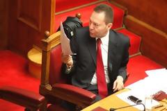 ΑΠΟΧΩΡΗΣΕ Η ΑΝΤΙΠΟΛΙΤΕΥΣΗ ΑΠΟ ΤΗ ΣΥΖΗΤΗΣΗ ΓΙΑ ΤΙΣ ΠΡΑΞΕΙΣ ΝΟΜΟΘΕΤΙΚΟΥ ΠΕΡΙΕΧΟΜΕΝΟΥ (VIDEO)