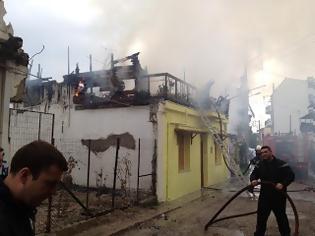 Φωτογραφία για Πάτρα: Φωτιά σε σπίτι στην περιοχή του Ψάχου