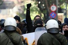 ΑΠΟΛΟΓΟΥΝΤΑΙ ΟΙ 92 ΤΗΣ ΒΙΛΑΣ ΑΜΑΛΙΑΣ