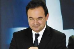 Παπακωνσταντίνου: «Μη βιάζεστε να με τελειώσετε»