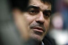 Βαξεβάνης: Ο Βενιζέλος λέει ψέμματα, είναι stick-ματισμένος
