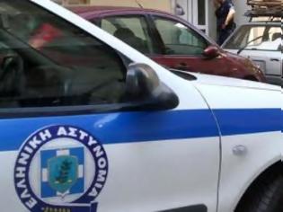 Φωτογραφία για Aνήλικοι έκλεψαν από αυτοκίνητο τσάντα 41χρονης στην Μυτιλήνη