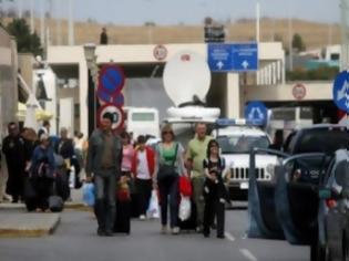 Φωτογραφία για 180 χιλιάδες Αλβανοί μετανάστες έφυγαν απ' την Ελλάδα λόγω της οικονομικής κρίσης