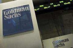 Γιατί η Goldman Sacks αγοράζει «Ελλάδα» και τι προτείνει στους πελάτες της
