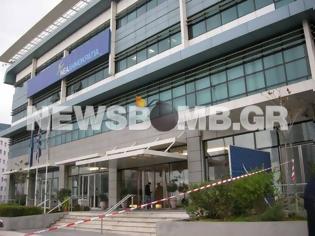 Φωτογραφία για «Οσμή» τρομοκρατίας στην επίθεση κατά των γραφείων της ΝΔ