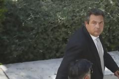 ΑΠΙΣΤΕΥΤΟ! Ασφαλίτης παρακολουθούσε τον Καμμένο! Συνελήφθη και ανακρίνεται!