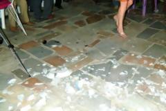 «Λουκέτο» σε ελληνικό μαγαζί στο Λονδίνο λόγω… μπουζουκιού και πιάτων!