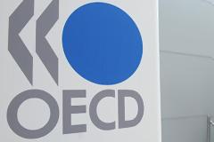 ΟΟΣΑ: Σταθεροποίηση εμφανίζουν οι αναπτυξιακές προοπτικές της ευρωζώνης
