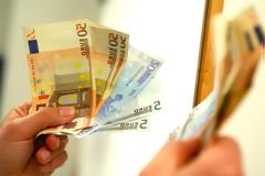 Να πληρώσουν και αυτοί. Και μάλιστα παραδειγματικά.