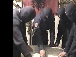 Φωτογραφία για Επανεμφάνιση του Αλβανικού Εθνικού Στρατού με νέες απειλές (βίντεο)