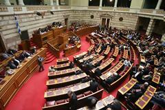 Ποιοι προσπαθούν να στήσουν «νέα Δεκεμβριανά»;