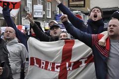 Επικίνδυνα καταφύγια: λαϊκισμός, εξτρεμισμός και νεολαία