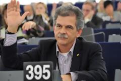 Να αρθεί η ασυλία του ευρωβουλευτή Σπύρου Δανέλλη ζήτησαν ελληνικές αρχές