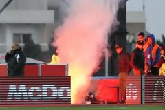 Επεισόδια και συλλήψεις έξω από το Τσίρειο