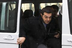 «Γατούλης» ο Aλ. Τσίπρας με τον σκληρό o B. Σόιμπλε