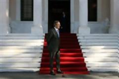 «Ξεκινάμε πόλεμο κατά της ανεργίας, με έδρα το γραφείο του Πρωθυπουργού».