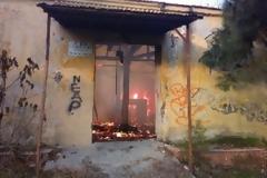 Έσβησε η φωτιά στο στρατόπεδο Παύλου Μελά