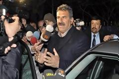 Χαμός στην Τουρκία για την τηλεόραση του Οτσαλάν!