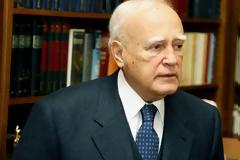 Παπούλιας: Να καθαρίσει το δημόσιο από τη «ρετσινιά» των τεμπέληδων