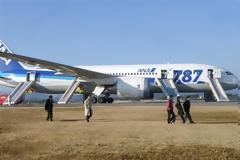 Η Nippon καθηλώνει όλα τα Boeing 787 Dreamliner,