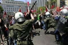 Στις χώρες «μέσης επικινδυνότητας» για τους τουρίστες κατατάσσεται η Ελλάδα..Ταξιδιωτικές οδηγίες για διαδηλώσεις και απεργίες.