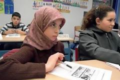 Ήταν θέλημα θεού και βουλευτών: Η Ελλάδα θα διορίζει τους δασκάλους του Κορανίου στη Θράκη