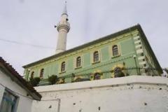 «Πέρασε» η τροπολογία για τους ιμάμηδες