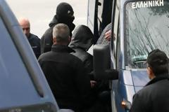 4 αστυνομικοί σε διαθεσιμότητα…