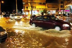 Βούλωσαν τα φρεάτια και πλημμυρίσατε; Το Δημόσιο θα σας αποζημιώσει
