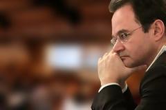 Γιώργος Παπακωνσταντίνου στην Βουλή: Κάποιοι με θέλουν αποδιοπομπαίο τράγο - Φέρω ευθύνη για τη φύλαξη του USB