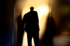 Μετά τα μπλεξίματα με τα ναρκωτικά γνωστός ηθοποιός ανεβαίνει τα σκαλιά της εκκλησίας